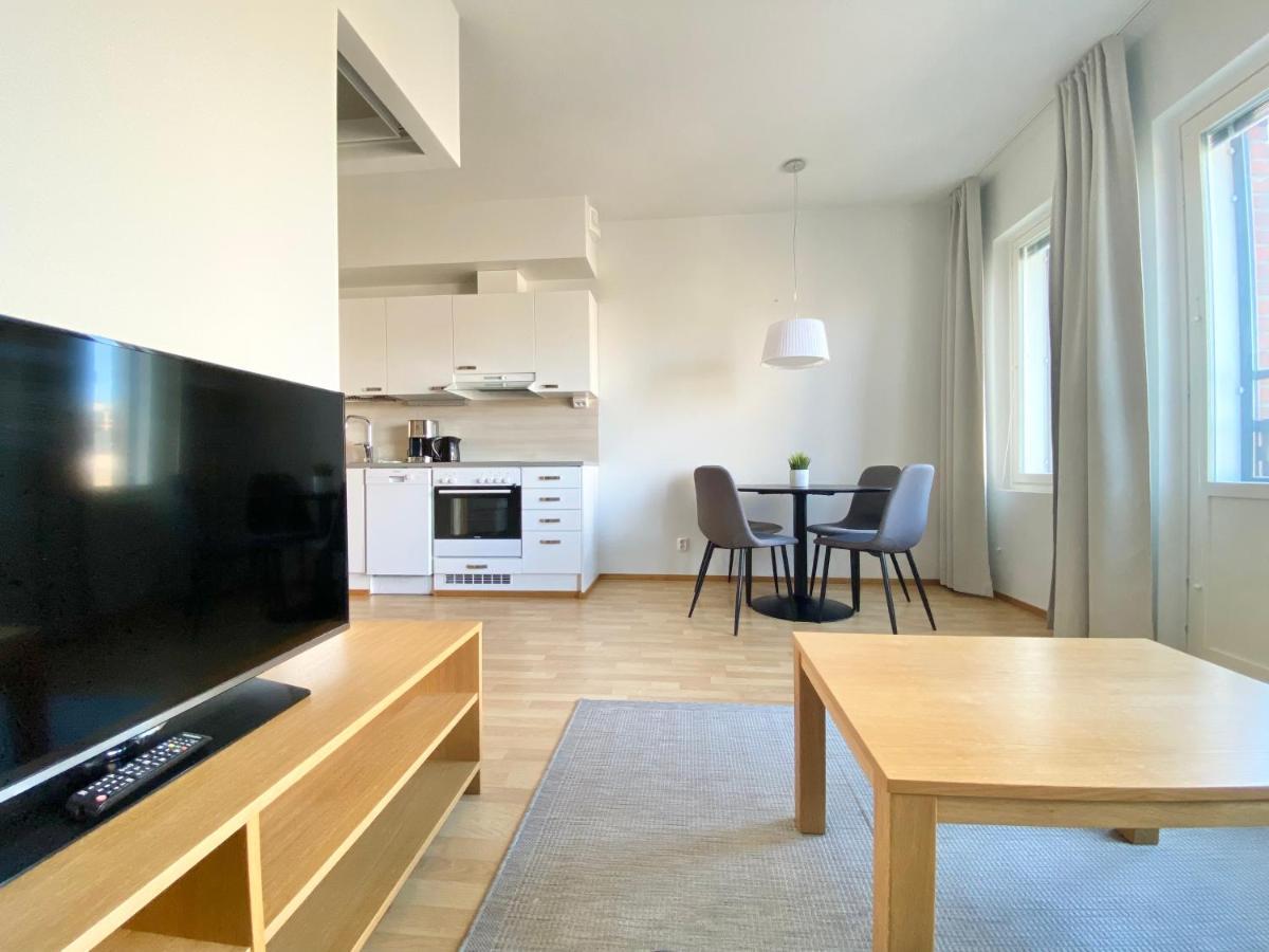 Tammer Huoneistot - City Suite 3 - Public Sauna, Gym & Pool Tampere Ngoại thất bức ảnh